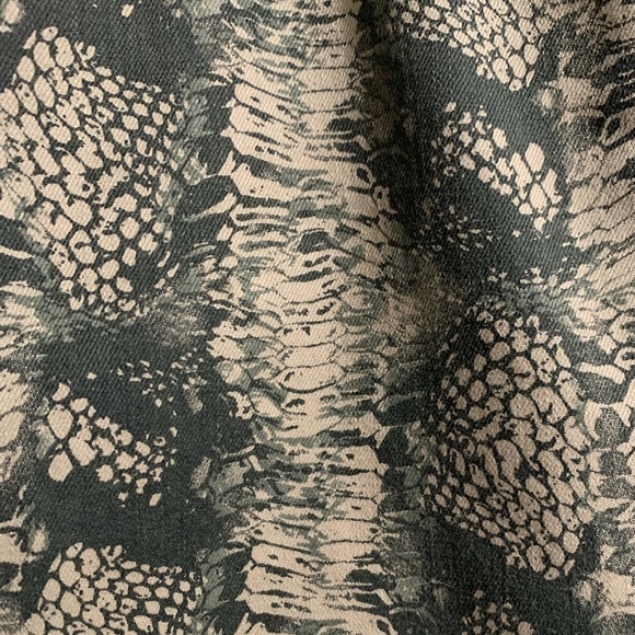 Cabi Snakeskin Skinny Jeans - Picture 2 of 2